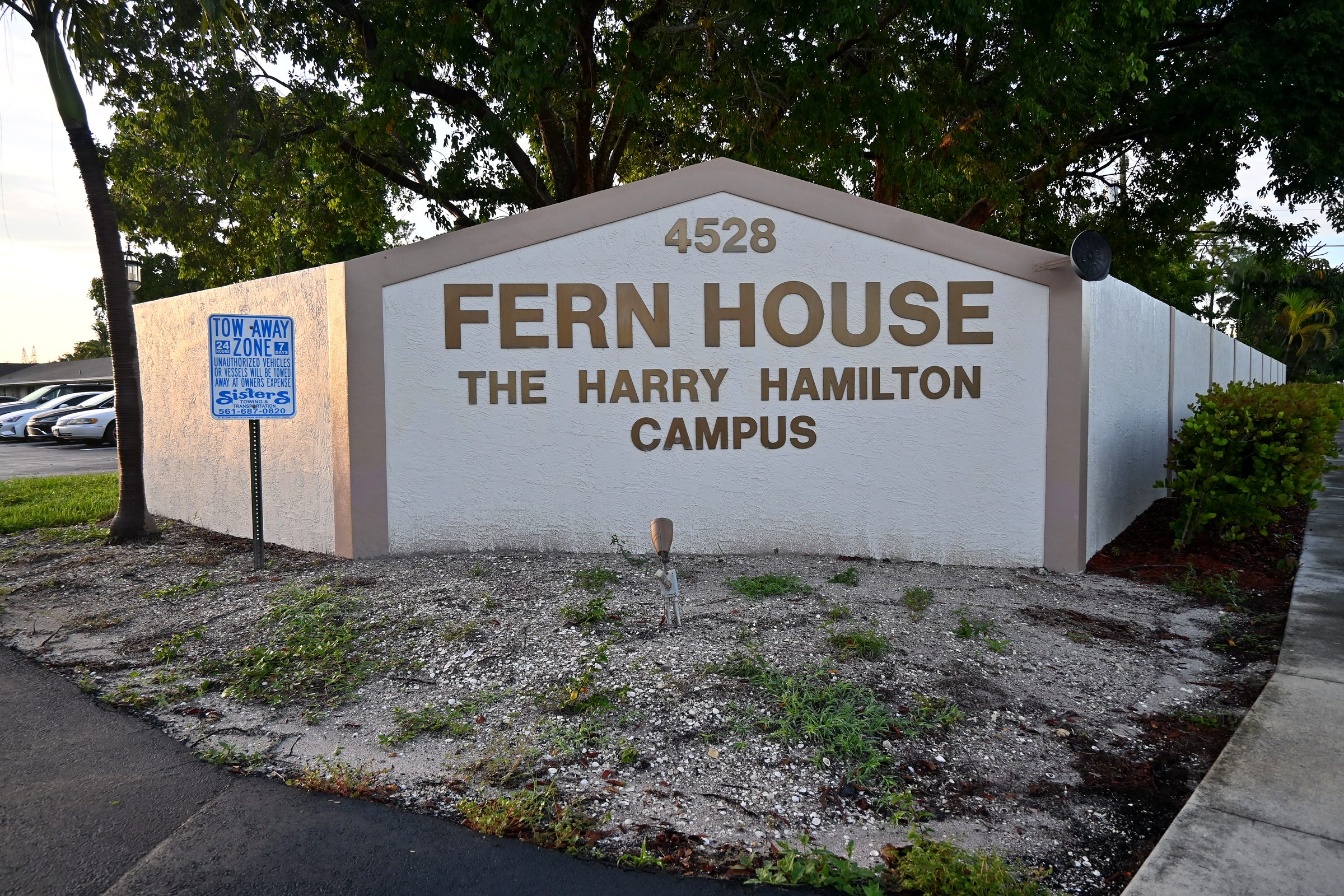 Fern House – The Harry Hamilton Campus sign at 4528